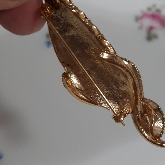 Vintage Gold Tone 2 1/2" Feather Wing Pin Brooch with Rhinestones - Picture 7 of 10